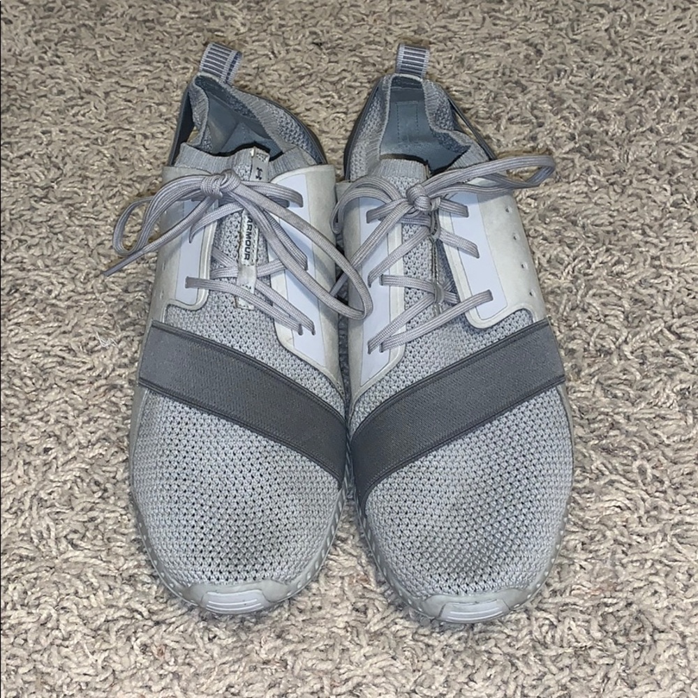 UNDER ARMOUR “threadborne shift” running shoes